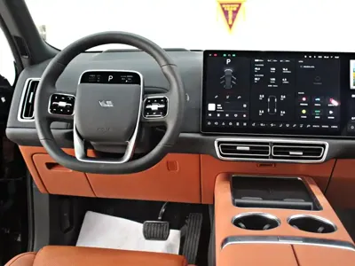 Li Auto Li L8 2025, 65000 км, за 239000 CNY - фото 8