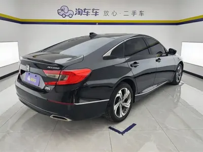 Honda Accord 2019, 82600 км, за 79800 CNY