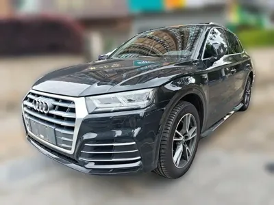 Audi Q5L · 2018 год