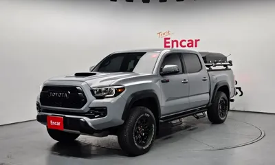 Toyota Tacoma · 2017 год