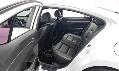 Hyundai Avante 2018, 154092 км, за 7100000 KRW - фото 12