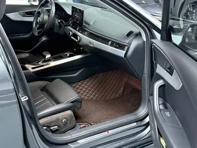 Audi A4L 2022, 40000 км, за 119300 CNY