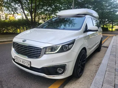 Kia Canival · 2017 год