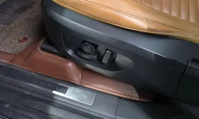 Land Rover Discovery Sport 2018, 92112 км, за 12500000 KRW - фото 32