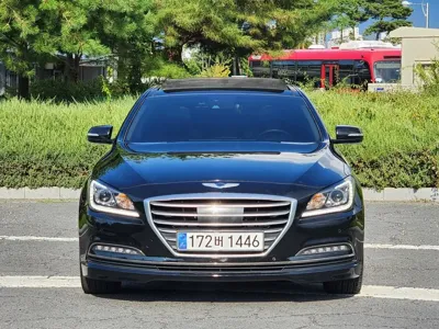 Hyundai Genesis 2014, 179000 км, за 10450000 KRW