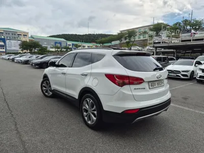 Hyundai Santafe 2013, 126585 км, за 8700000 KRW