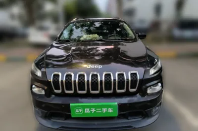 Jeep Cherokee 2014, 167900 км, за 35655.35 CNY - фото 2