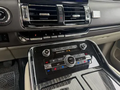Lincoln Navigator 2019, 58777 км, за 51900000 KRW - фото 13