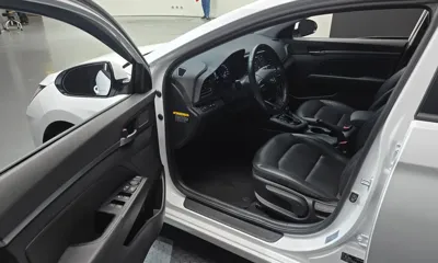 Hyundai Avante 2019, 65037 км, за 10500000 KRW - фото 10