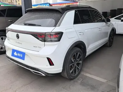 Volkswagen T-Roc 2024, 22500 км, за 97000 CNY