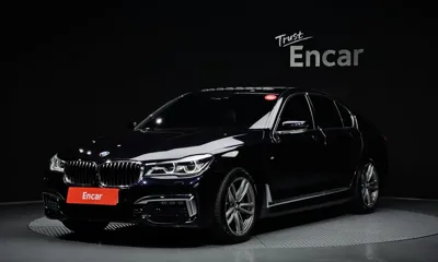 BMW 7-Series · 2018 год