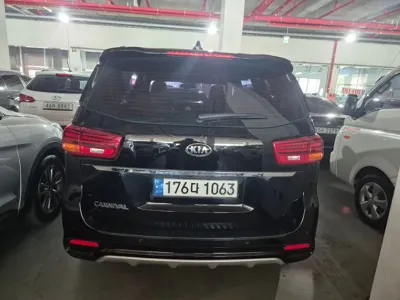 Kia Canival 2019, 261503 км, за 6300000 KRW