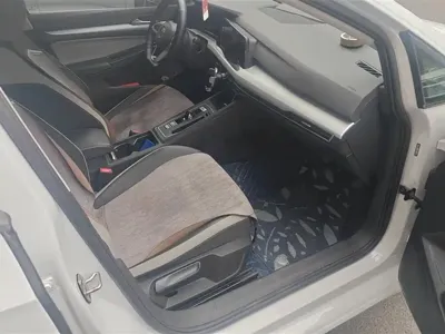 Volkswagen Golf 2022, 102000 км, за 83000 CNY - фото 8