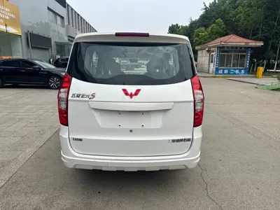 Wuling Hongguang 2018, 50000 км, за 19800 CNY