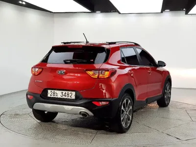 Kia Stonic 2018, 142093 км, за 7500000 KRW