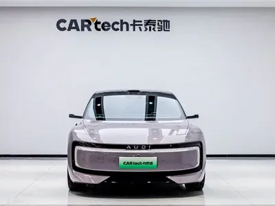 奥迪AUDI 奥迪E5 Sportback 2025, 8800 км, за 252000 CNY
