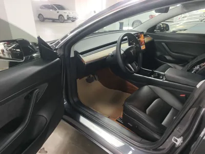 Tesla Model 3 2019, 50300 км, за 114157.63 CNY - фото 19