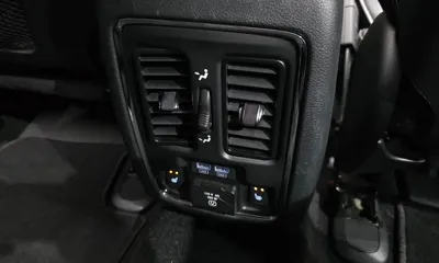 Jeep Cherokee 2019, 58700 км, за 20800000 KRW - фото 18