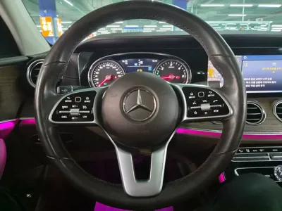 Mercedes-Benz E-Class 2019, 71014 км, за 27900000 KRW - фото 16