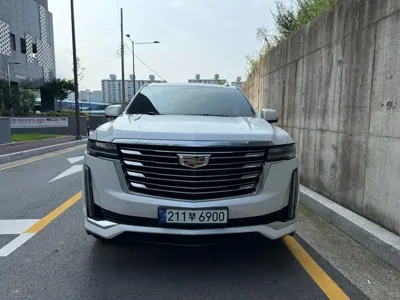 Cadillac Escalade 2023, 43000 км, за 106810000 KRW