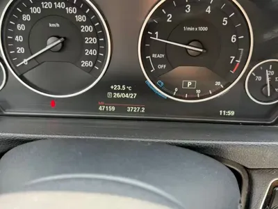 BMW 3 Series 2017, 40000 км, за 83800 CNY