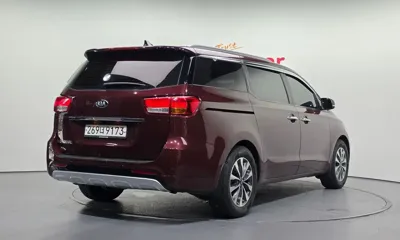 Kia Canival 2015, 130299 км, за 7900000 KRW