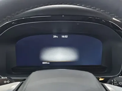 Infiniti QX60 2025, 6000 км, за 242000 CNY