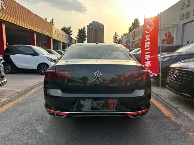 Volkswagen Magotan 2023, 61000 км, за 119000 CNY