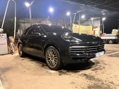 Porsche Cayenne 2023, 74000 км, за 101200000 KRW