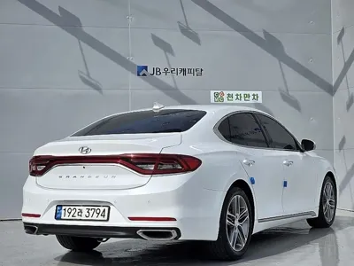 Hyundai Grandeur 2018, 91118 км, за 16000000 KRW - фото 5