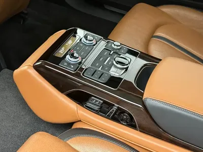 Audi A8 2018, 138000 км, за 215000 CNY - фото 17