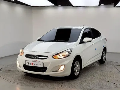 Hyundai Accent · 2015 год
