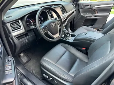 Toyota Highlander 2021, 78000 км, за 155000 CNY - фото 8