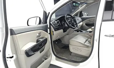 Kia Canival 2019, 215663 км, за 8900000 KRW - фото 10