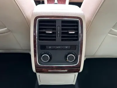 Volkswagen Passat 2012, 120000 км, за 19800 CNY - фото 9