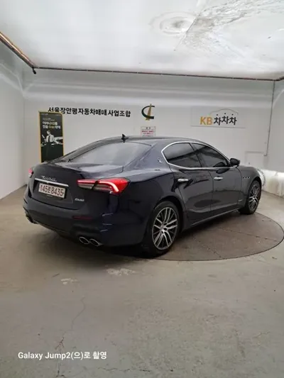 Maserati Ghibli 2021, 20100 км, за 45000000 KRW - фото 2