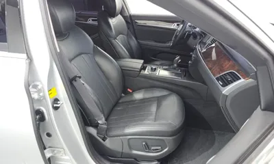 Hyundai Genesis 2016, 171781 км, за 9500000 KRW - фото 11