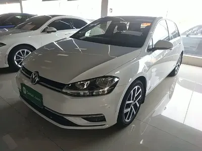 Volkswagen Golf · 2020 год