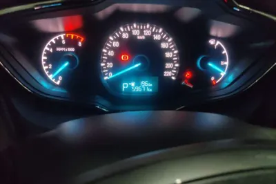 Ford Escort 2015, 59600 км, за 36532.29 CNY - фото 9