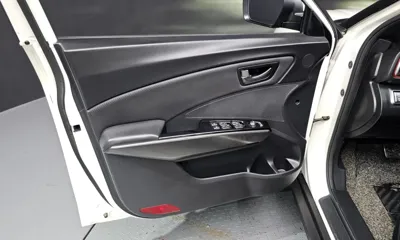 KG_Mobility_Ssangyong TIBOLI 2021, 103945 км, за 11590000 KRW - фото 24