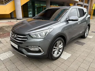 Hyundai Santafe · 2016 год