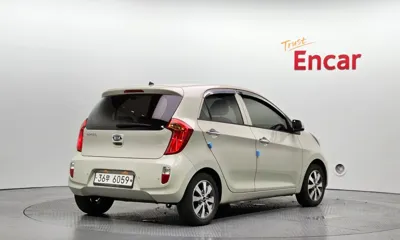 Kia Morning 2015, 168923 км, за 3500000 KRW