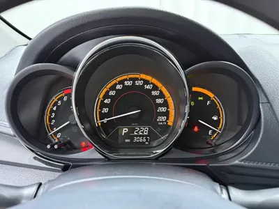 Toyota Yaris L 2022, 30000 км, за 72800 CNY