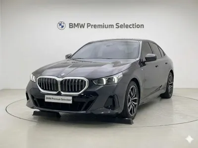 BMW 5-Series · 2025 год