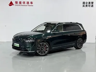 AITO 问界 AITO M9 · 2025 год