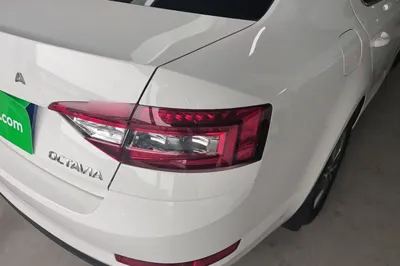 Skoda Octavia 2022, 40599 км, за 80256.83 CNY - фото 9