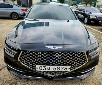 Genesis G90 · 2019 год