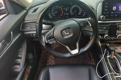 Honda Accord 2018, 74800 км, за 88128.87 CNY - фото 11