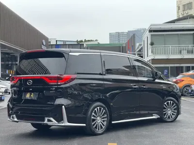 GAC Motor Trumpchi M8 2021, 70000 км, за 98800 CNY
