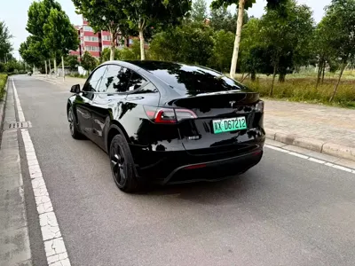 Tesla Model Y 2023, 78000 км, за 168000 CNY - фото 4